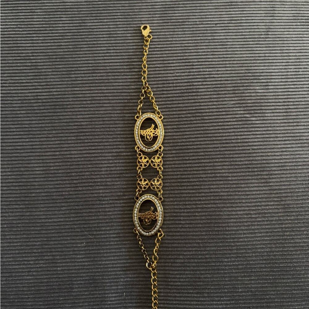 Gold-Tone Oval Charm Bracelet with Crystal Accents - Picture 2 of 3